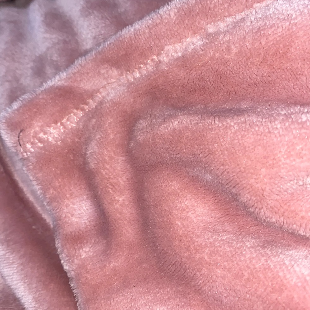 Blankets!! - Picture 5 of 5